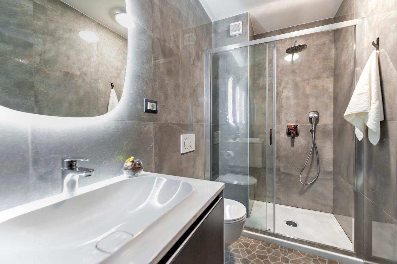 Guesthouse Santin Ровінь Екстер'єр фото