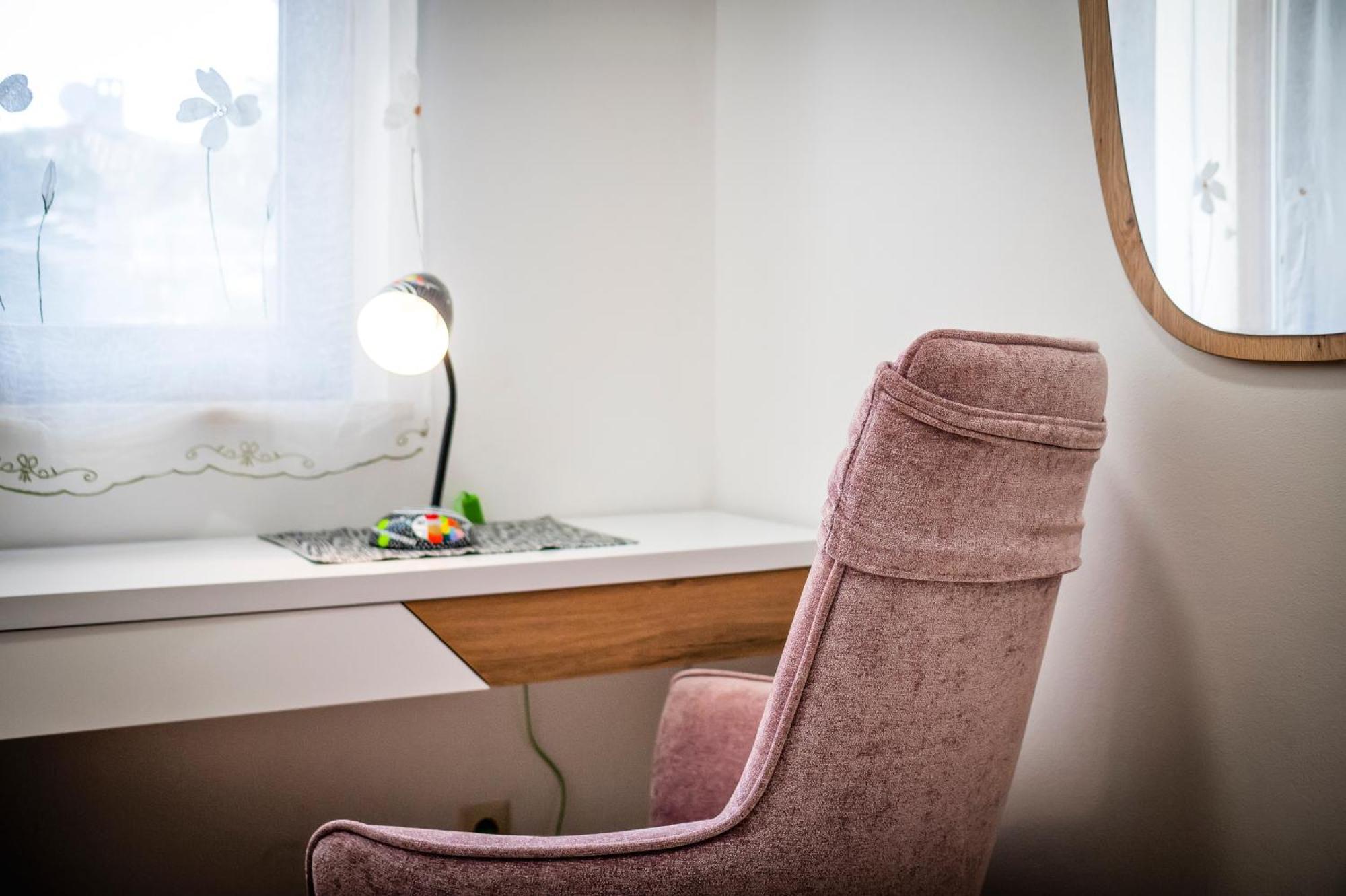 Guesthouse Santin Ровінь Екстер'єр фото