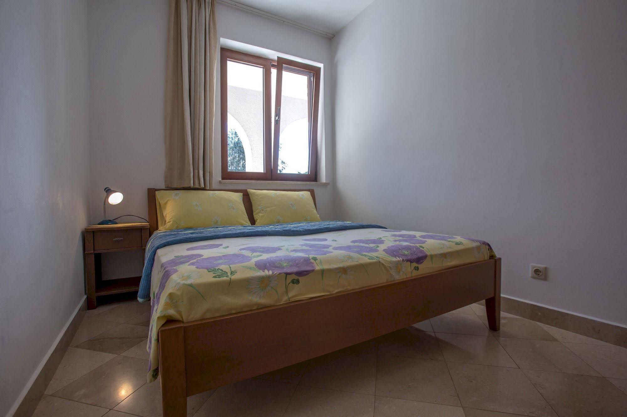 Guesthouse Santin Ровінь Екстер'єр фото